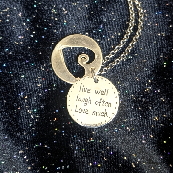 Brighton Heart Silver Pendant Coin Live Laugh Love Necklace - Picture 3 of 4